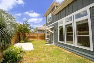 7111 Mowbray St, Austin, TX 78741 - Photo 5