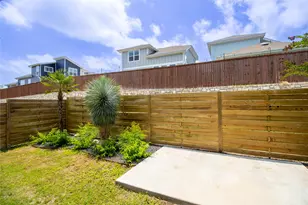 7111 Mowbray St, Austin, TX 78741 - Photo 39