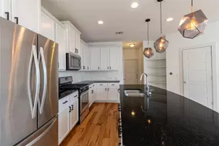 7111 Mowbray St, Austin, TX 78741 - Photo 13