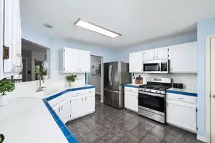 12609 Cantle Trail, Austin, TX 78727 - Photo 11