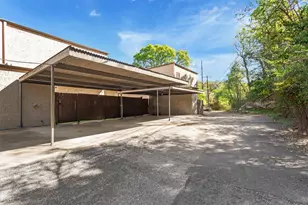 3601 Las Colinas Dr, Austin, TX 78731 - Photo 23