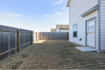 612 Marty Allen Loop, Jarrell, TX 76537 - Photo 15