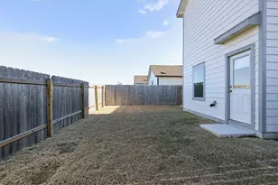 612 Marty Allen Loop, Jarrell, TX 76537 - Photo 15