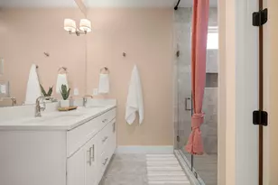 1201 Luna St, Austin, TX 78721 - Photo 19