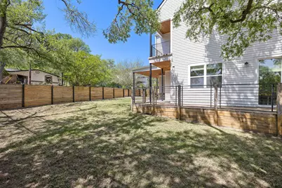 1201 Luna Street, Austin, TX 78721 - Photo 9