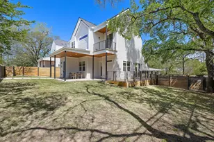 1201 Luna St, Austin, TX 78721 - Photo 11
