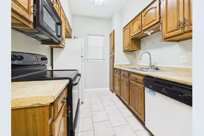 203 E 31st Street #204, Austin, TX 78705 - Photo 5