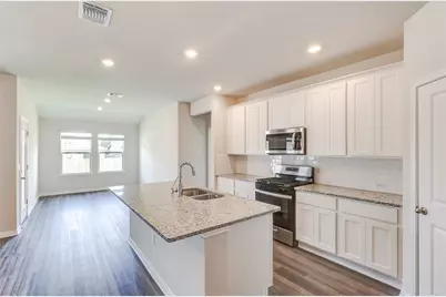 4905 Hazelnut Lane, Del Valle, TX 78617 - Photo 11