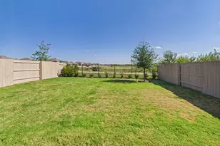 7602 Bardstown Wy, Austin, TX 78744 - Photo 27