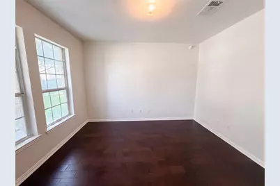 234 Wells Bend, Hutto, TX 78634 - Photo 5