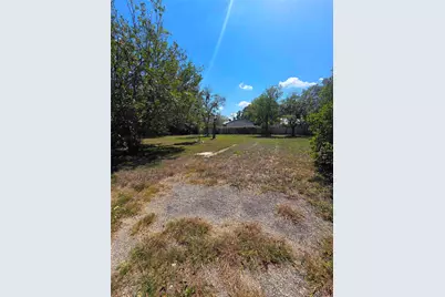 209 W South Street, Kyle, TX 78640 - Photo 1
