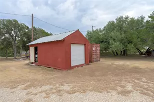 1100 Ramms Dr, Florence, TX 76527 - Photo 31