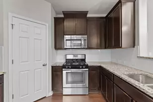 7709 Menchaca Rd, Austin, TX 78745 - Photo 9