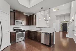 7709 Menchaca Rd, Austin, TX 78745 - Photo 11