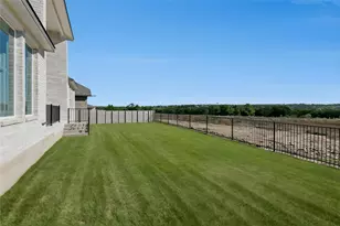 1533 Rodeo Ridge Dr, Georgetown, TX 78628 - Photo 27