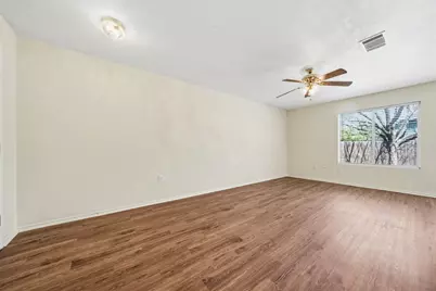 1910 Steeds Crossing, Pflugerville, TX 78660 - Photo 7