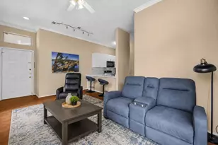 2802 Nueces St, Austin, TX 78705 - Photo 3