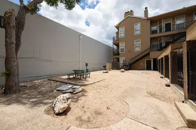 2802 Nueces Street #201, Austin, TX 78705 - Photo 17