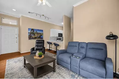 2802 Nueces Street #201, Austin, TX 78705 - Photo 3
