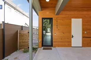 1610 Harvey St, Austin, TX 78702 - Photo 5