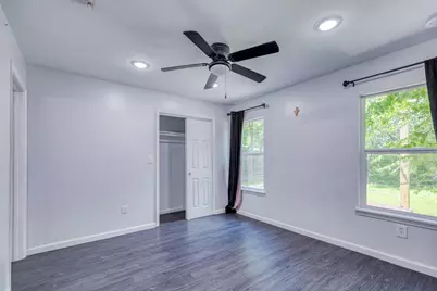 6202 Carnation Terrace, Austin, TX 78741 - Photo 9