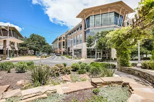 6808 Luckenbach Ln, Austin, TX 78729 - Photo 35