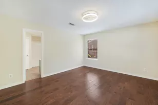 6808 Luckenbach Ln, Austin, TX 78729 - Photo 13