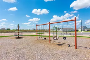 544 Rancho Del Cielo Loop, Jarrell, TX 76537 - Photo 33