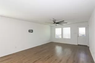 544 Rancho Del Cielo Loop, Jarrell, TX 76537 - Photo 13