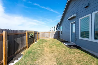 544 Rancho Del Cielo Loop, Jarrell, TX 76537 - Photo 29