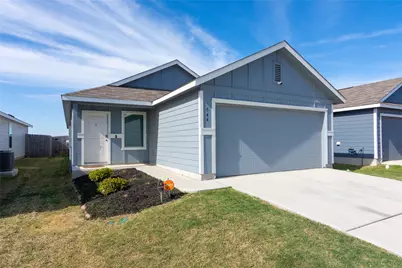 544 Rancho Del Cielo Loop, Jarrell, TX 76537 - Photo 1