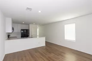 544 Rancho Del Cielo Loop, Jarrell, TX 76537 - Photo 9