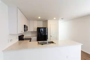 544 Rancho Del Cielo Loop, Jarrell, TX 76537 - Photo 7