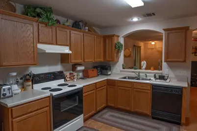 812 Battenburg Trail, Pflugerville, TX 78660 - Photo 3