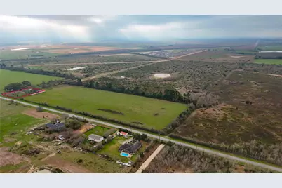 29241 Burton Cemetery Road, Waller, TX 77484 - Photo 13