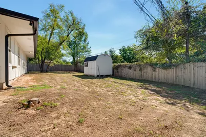 2205 Murray Avenue, Rockdale, TX 76567 - Photo 29