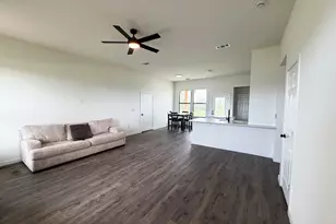 138 Blushing Dr, Cedar Creek, TX 78612 - Photo 3