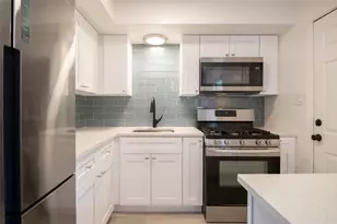 806 E 13th St, Georgetown, TX 78626 - Photo 17