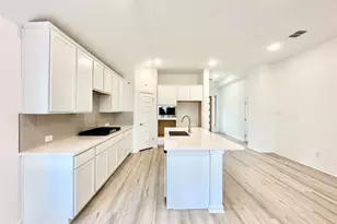 214 Du Bois Ln, Kyle, TX 78640 - Photo 3