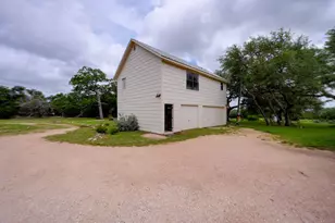 364 Nameless Rd, Driftwood, TX 78619 - Photo 25