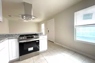 6510 Hickman Ave, Austin, TX 78723 - Photo 11