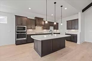 135 Kapok St, Buda, TX 78610 - Photo 7