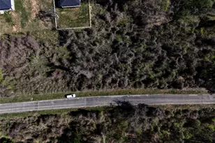 452 E Riverside Dr, Bastrop, TX 78602 - Photo 1