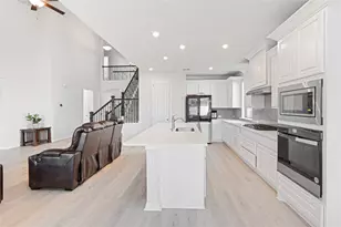 213 Mira Mesa Dr, Liberty Hill, TX 78642 - Photo 9