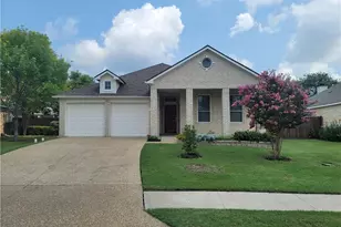 208 Hummingbird Ln, Leander, TX 78641 - Photo 1
