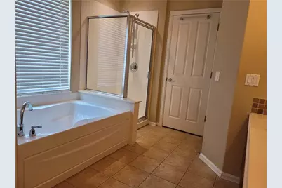 208 Hummingbird Lane, Leander, TX 78641 - Photo 13