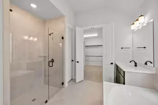 229 Pacific Grove Cir, Liberty Hill, TX 78642 - Photo 23