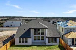 301 Sheepdog Dr, Liberty Hill, TX 78642 - Photo 33