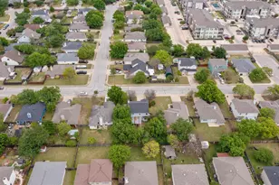 709 Sparkling Brook Ln, Leander, TX 78641 - Photo 37