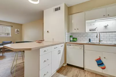 803 W 28th Street #103, Austin, TX 78705 - Photo 7